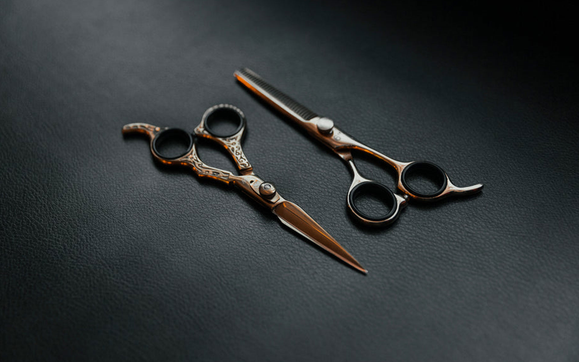 barber-scissor